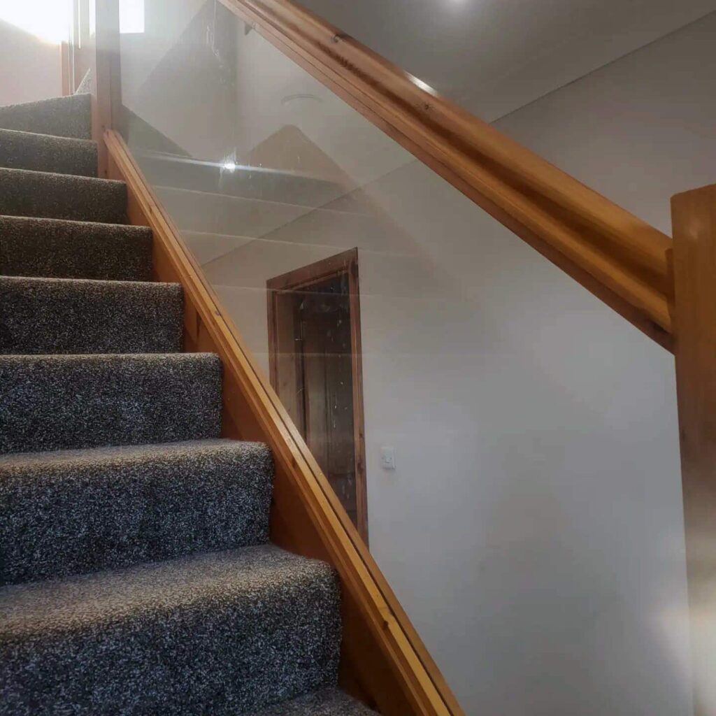 Staircases by Edinburgh & Lothians Joiner NOTH Joinery